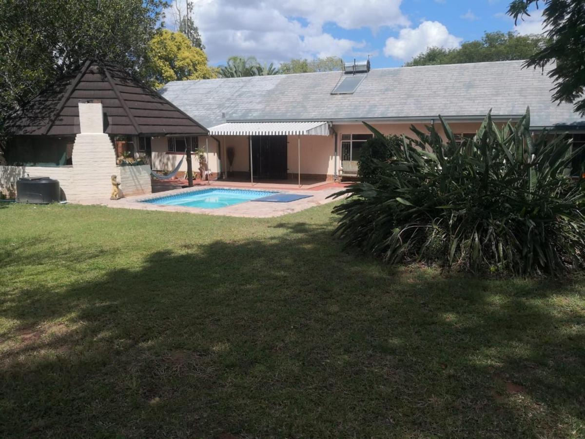 15 On Reitz Bela Bela Villa Exteriör bild